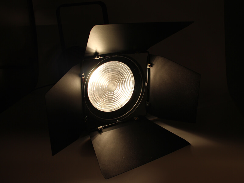 100W LED TV Studio Fresnel Dauerlicht